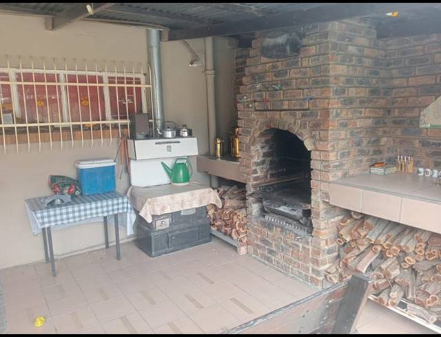 4 BEDROOM HOUSE FOR SALE IN SASOLBURG EXT 5